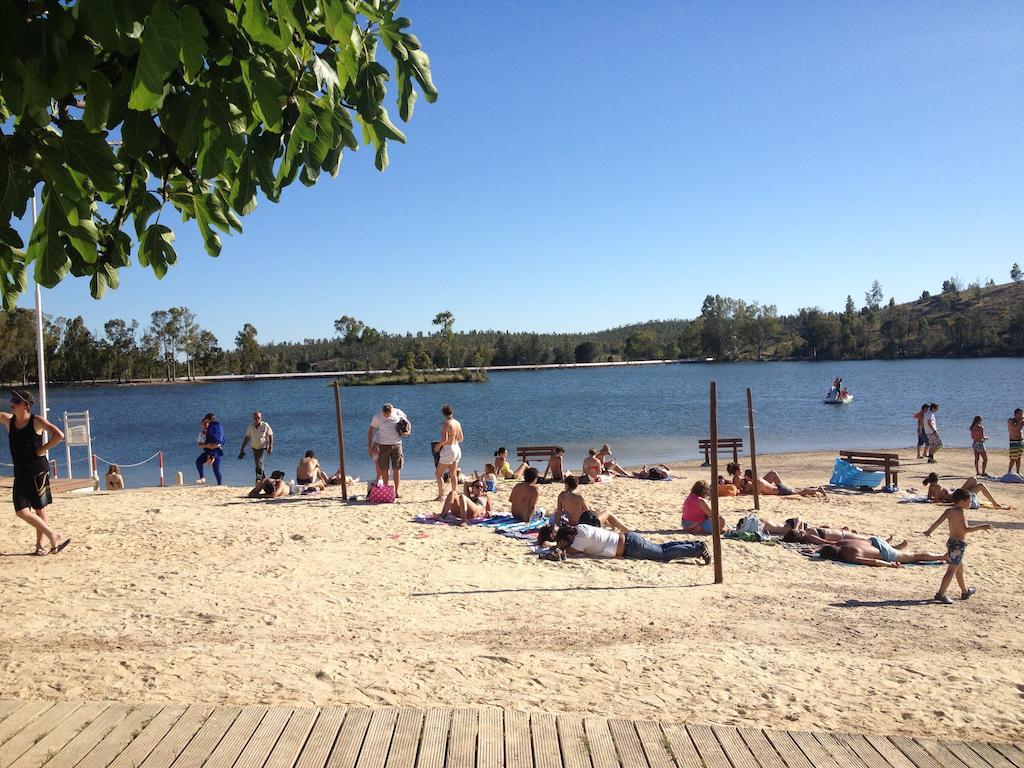Alojamentos Oasis แมร์โตลา ภายนอก รูปภาพ