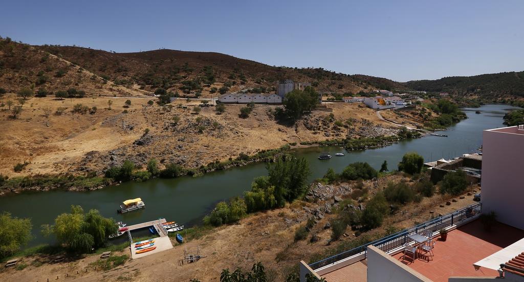 Alojamentos Oasis แมร์โตลา ห้อง รูปภาพ